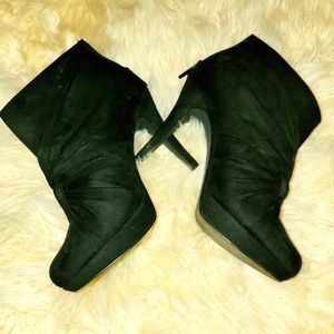 Black ankle booties
